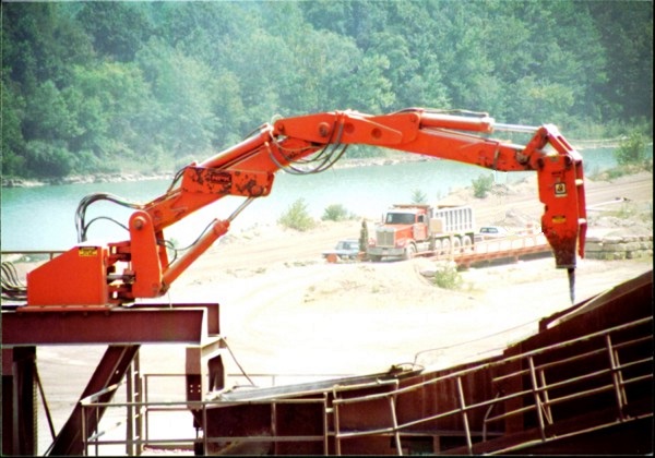 B600
